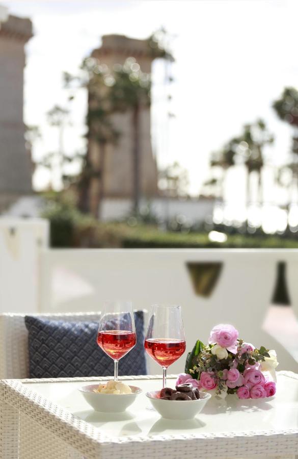 Piccadilly Rooms Restaurant And Beach Santa Maria al Bagno Extérieur photo